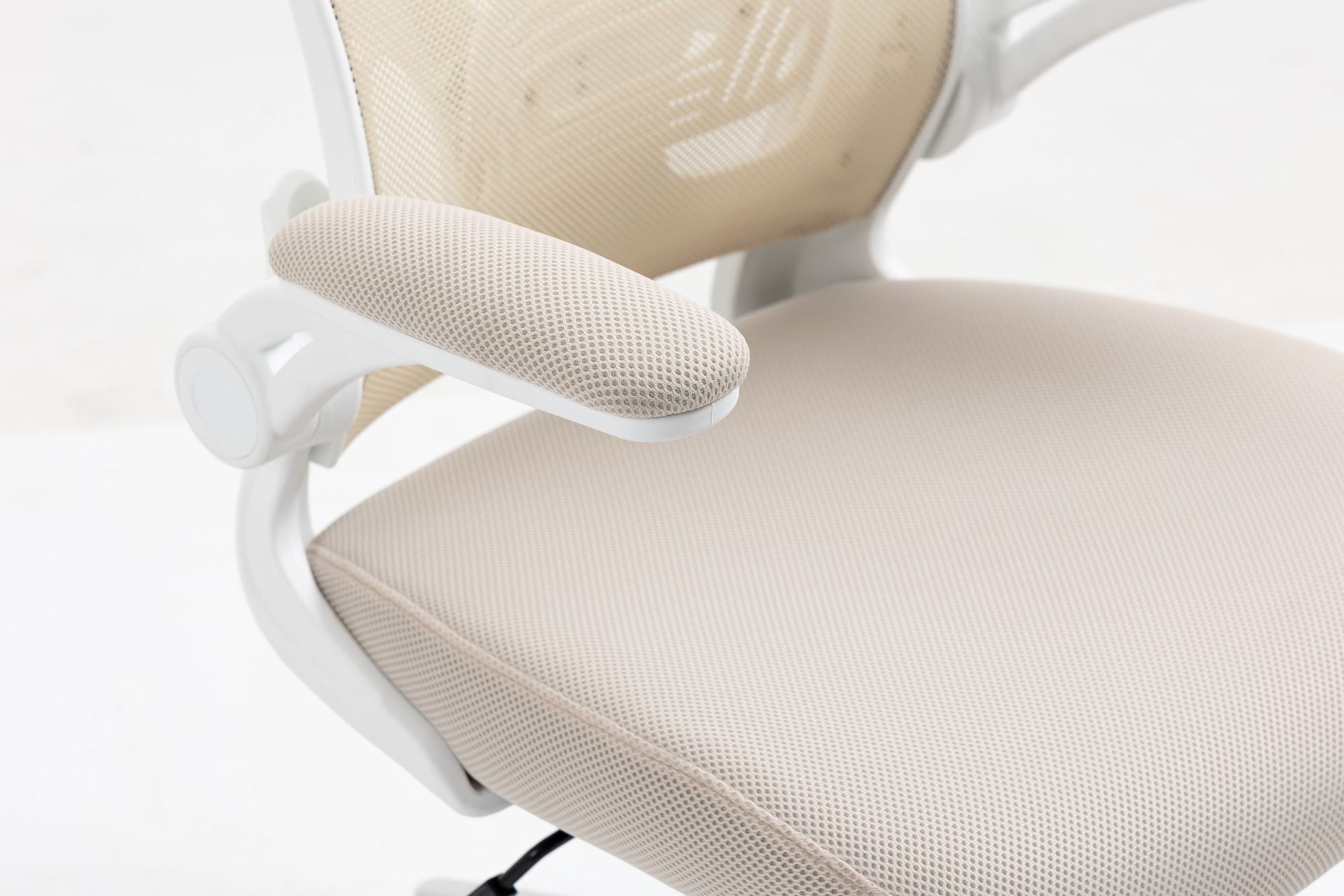 Ergonomic Mesh Office Chair with Breathable Back, Adjustable Height, Padded Seat & Armrests, 250 lbs Capacity, Modern Task Chair for Home Office & Workspace 8333 - KNM Sundry