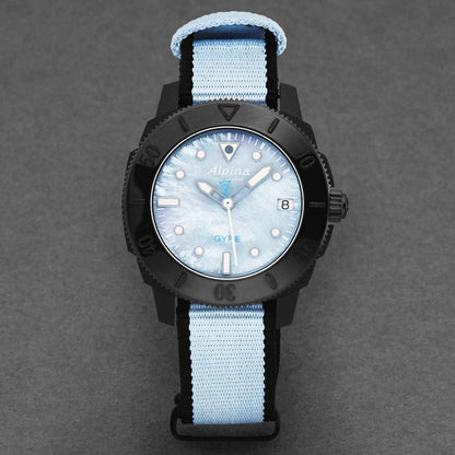 537720831